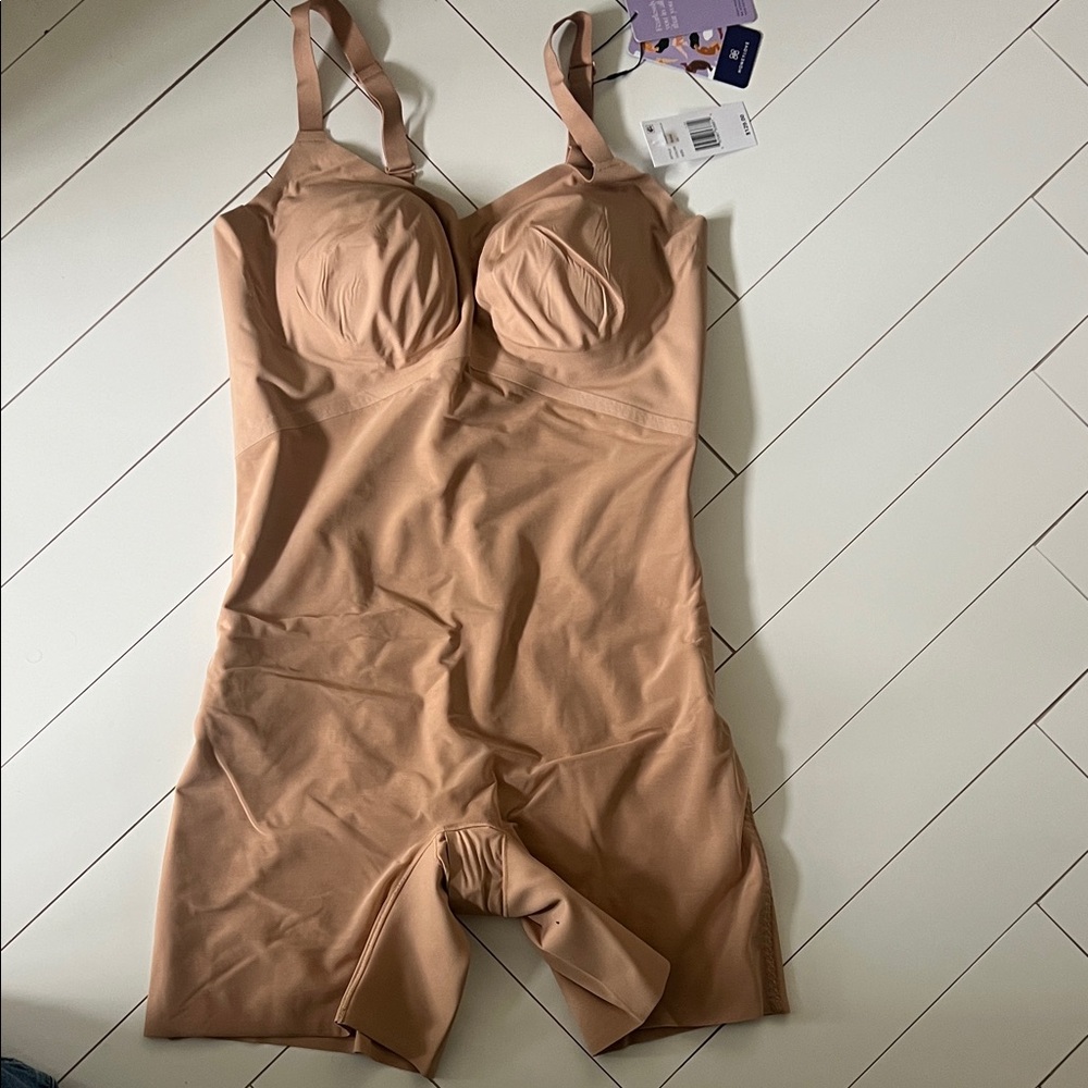 Honeylove Sculptwear Mid-Thigh Bodysuit Sand 2X NWT One-Piece Shapewear